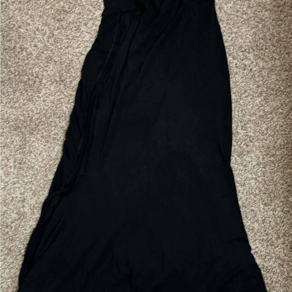 Black Ruched Long Skirt - Picture 3 of 3